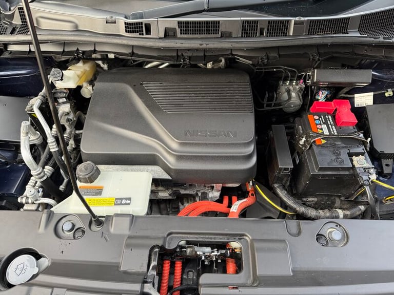  Nissan Leaf LEAF N-connecta 5dr Hatchback Electric Automatic