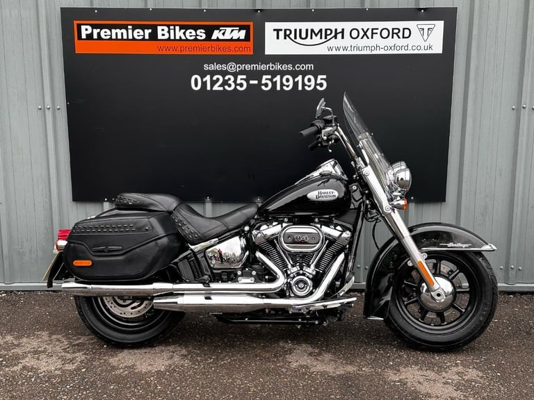 image for 2022/22 Harley-Davidson Heritage Classic 114 1868 Motorcycle 
