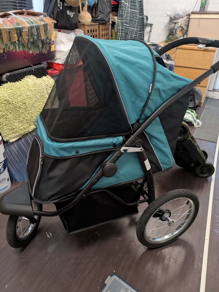 Dog pushchair