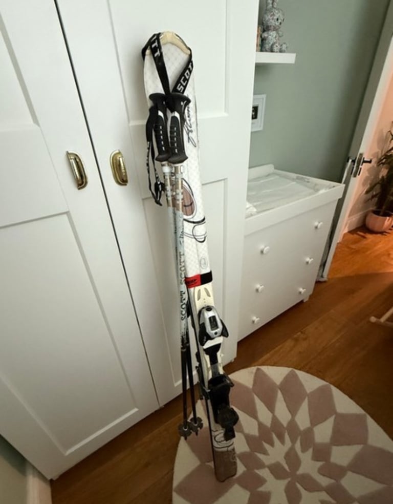 Atomic Skis Model A102750 & Scott Ski Poles