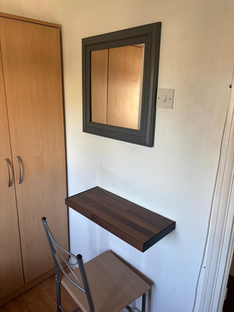 Spacious and Cosy Double Room for Rent in - UB7 9HN