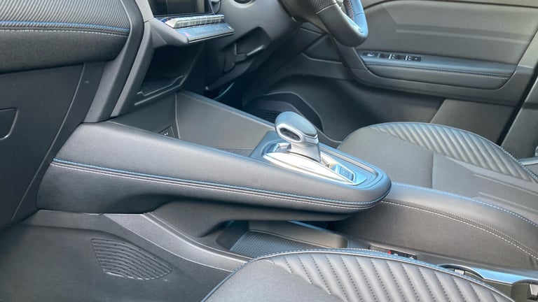2025 Renault Symbioz 1.6 E-Tech FHEV 145 Iconic Esprit Alpine 5dr Auto Hybrid Estate Estate Hybri...