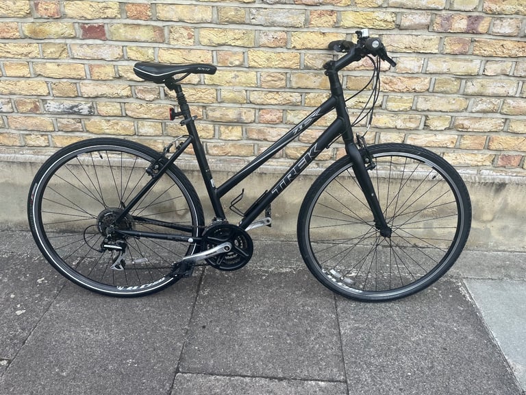 TREK 7.1 FX Step-Through Hybrid Lightweight Ladies bike in Black Charcoal colour