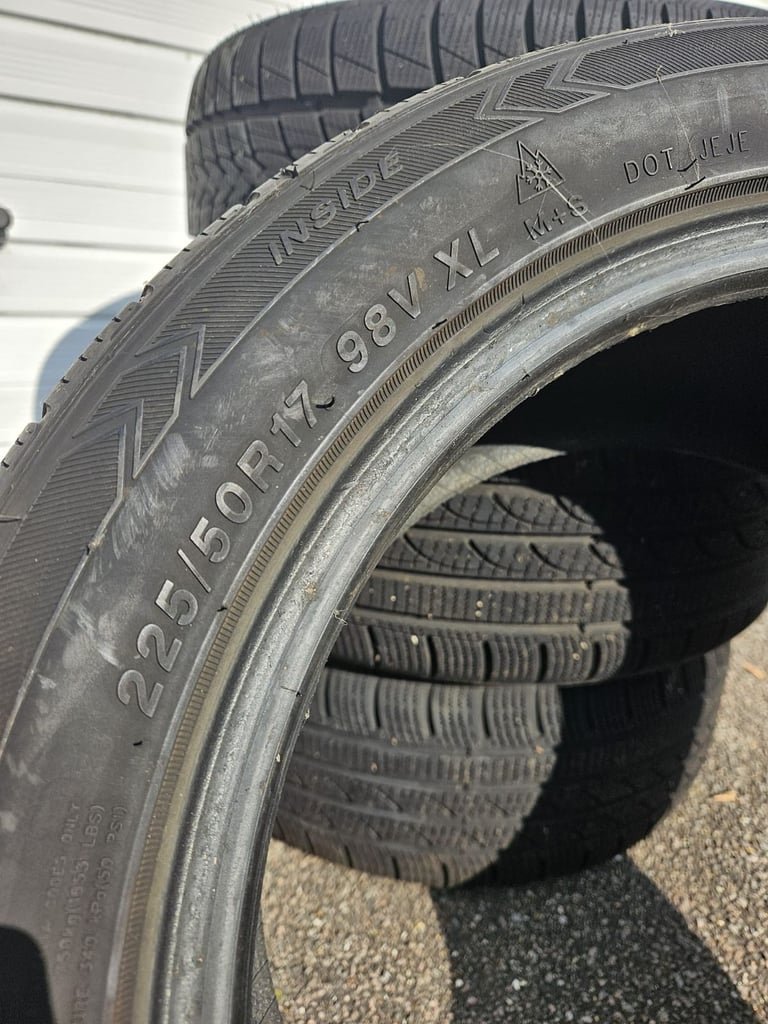 4 Winter Tyres – 225/50R17 98V XL – TRISTAR SNOWPOWER 