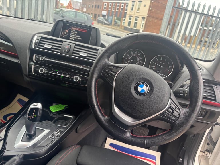 BMW 1 SERIES 1.5 118i Sport 3-Door 2015