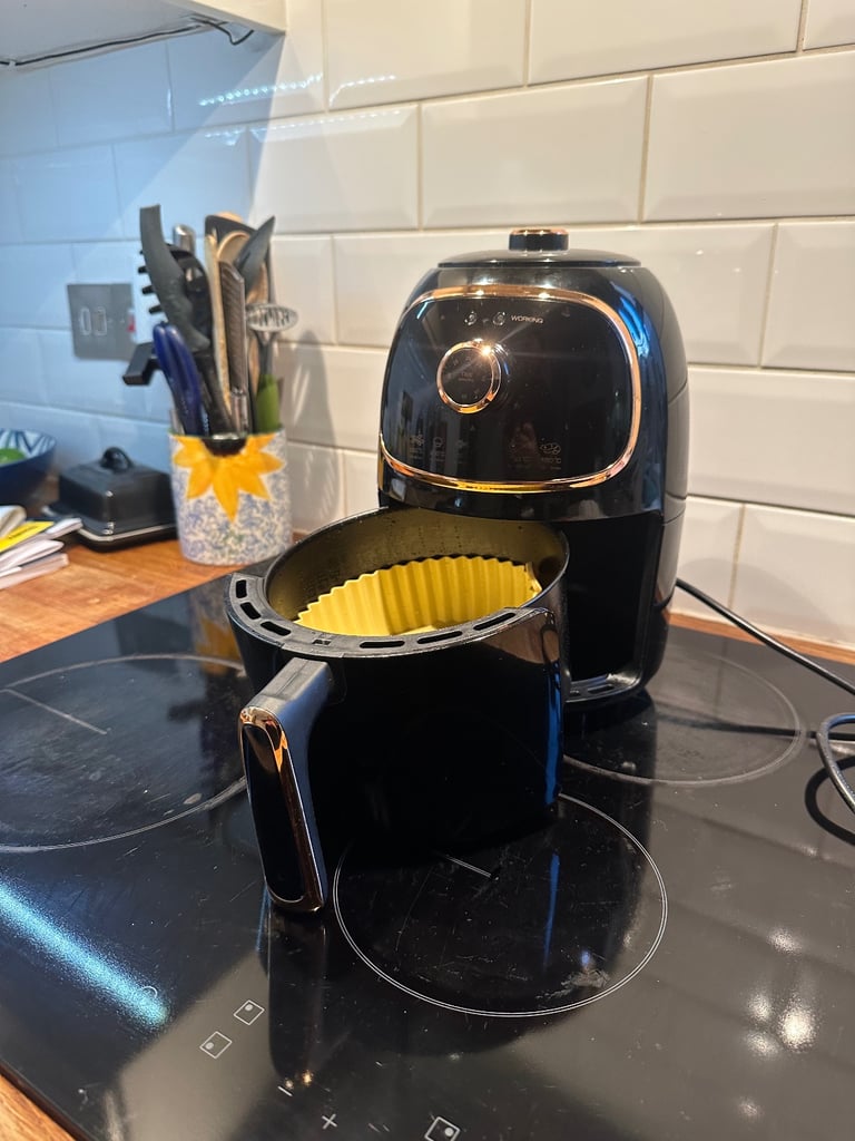Misterchef 2 litre (compact) air fryer - £15