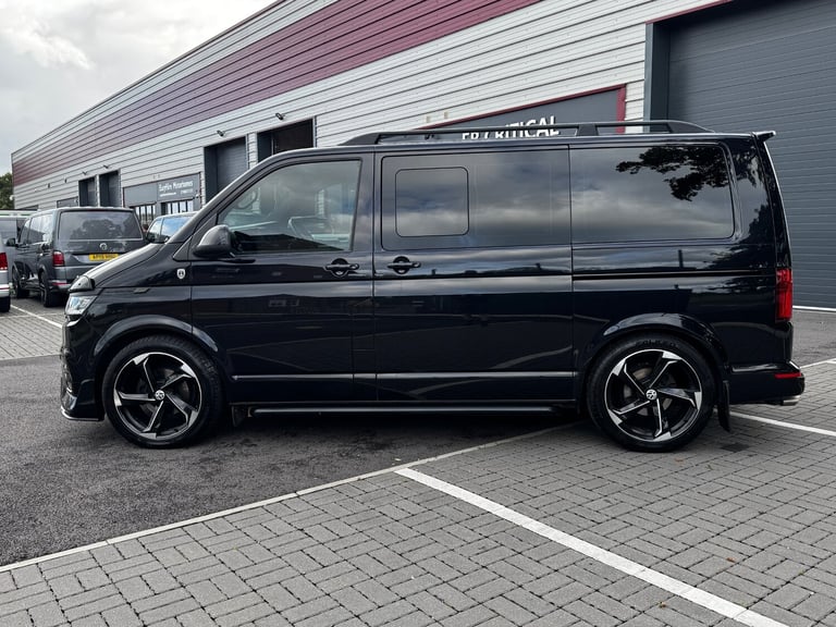 2020 Volkswagen Transporter Shuttle 2.0 TDI 150PS SE Minibus DSG MPV Diesel Automatic