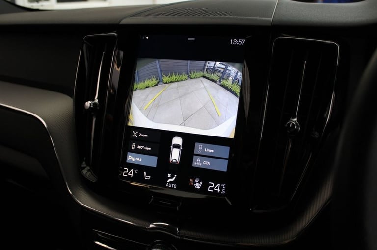 2018 Volvo XC60 2.0 D4 R DESIGN 5dr AWD Geartronic ESTATE DIESEL Automatic