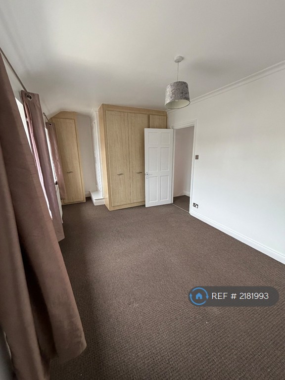 3 bedroom house in Barking, Barking, RM9 (3 bed) (#2181993)