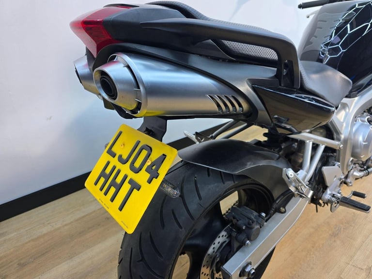 Yamaha FZ6 Fazer 600 Black 2004 - Crash Bobbins, Underseat Exhausts, 
