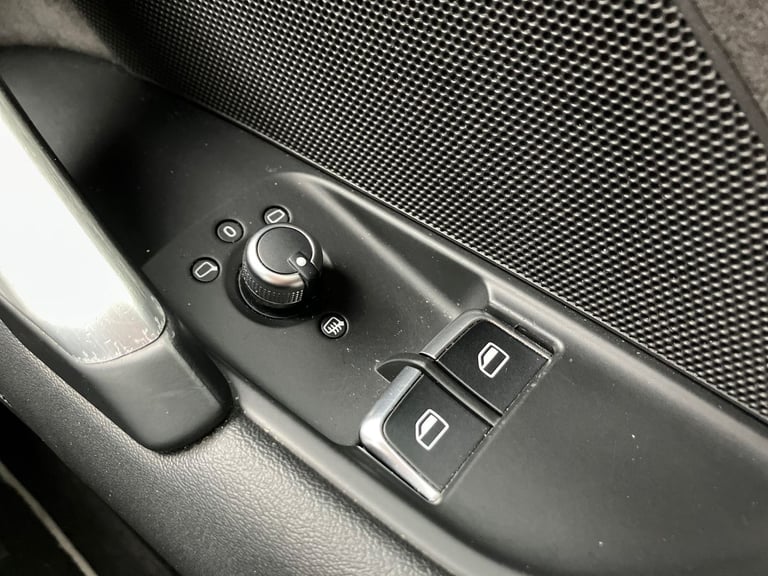 2015 Audi TT 2.0T FSI S Line 2dr Coupe PETROL Manual