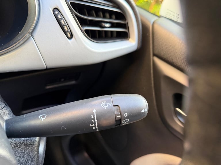 2013 Citroen DS3 1.2 VTi DSign Euro 5 3dr HATCHBACK Petrol Manual