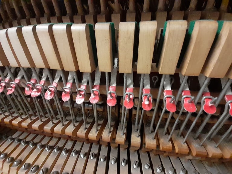 Bluthner Upright Piano in Rosewood *free tuning + matching stool* elegant piece