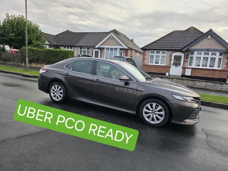 2019 Toyota Camry 2.5 VVT-i Hybrid Design 4dr CVT SALOON Petrol/Electric Hybrid Automatic