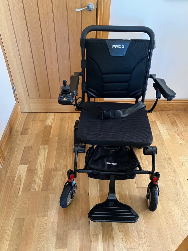 Pride IGo Lite carbon fibre ultralight electric wheelchair 
