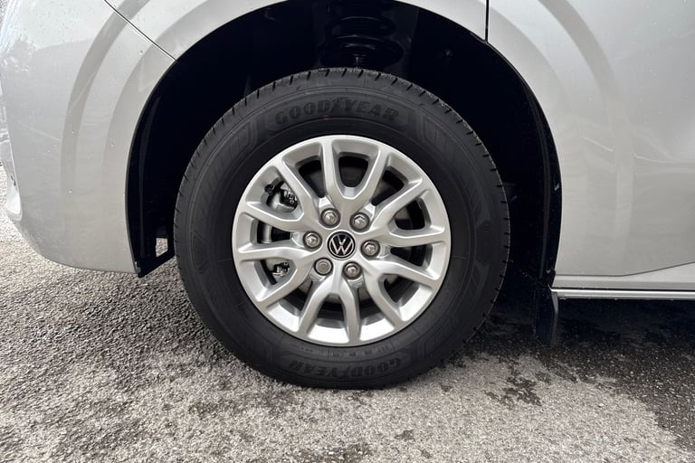 2025 Volkswagen Transporter 2.0 TDI 150 Commerce Pro Van Auto PANEL VAN DIESEL Automatic