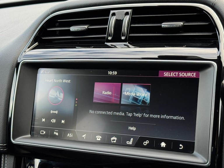 2017 Jaguar F-Pace 3.0 D300 V6 S Auto AWD Euro 6 (s/s) 5dr ESTATE Diesel Automatic