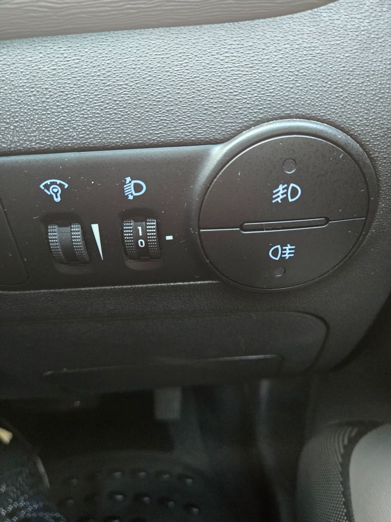 2011 Hyundai i10 1.2 Active 5dr Auto HATCHBACK Petrol Automatic