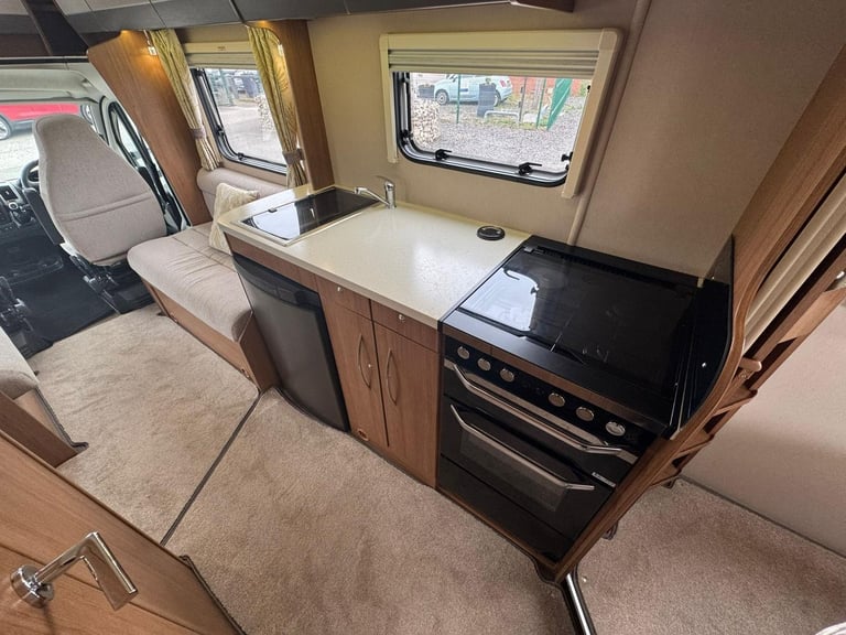 Autotrail Imala 730 Island Bed 4 Berth 2 Belts