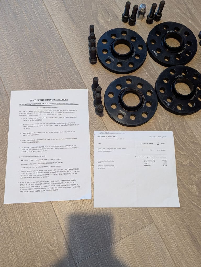 Wheel spacers and bolts set for VW Caddy, Golf, Audi A3 etc.
