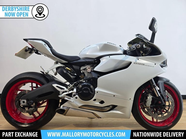 image for Ducati 899 Panigale White 2015 - Low Mileage -Evotech Radiator Guard, ASV Levers