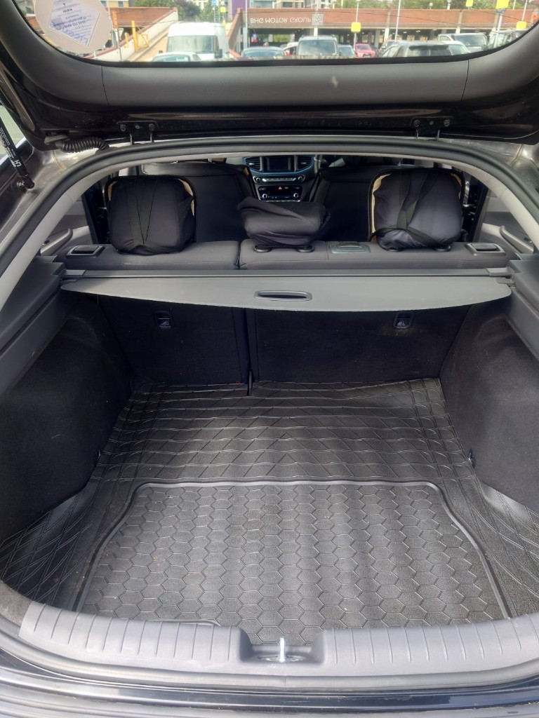 Hyundai, IONIQ, Hatchback, 2018, Other, 1580 (cc), 5 doors With Uber Streaker Untill Dec 2028 