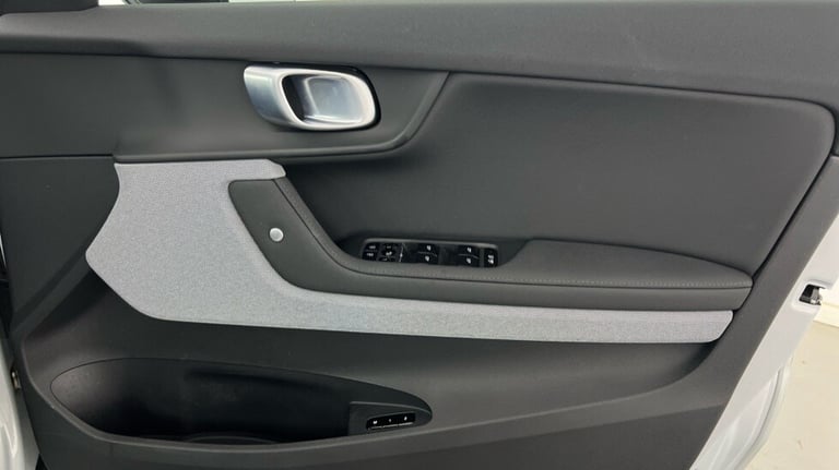 2022 Polestar Polestar 2 Polestar 2 Long range Single motor 78 kWh - Plus Hatchback Electric Auto...