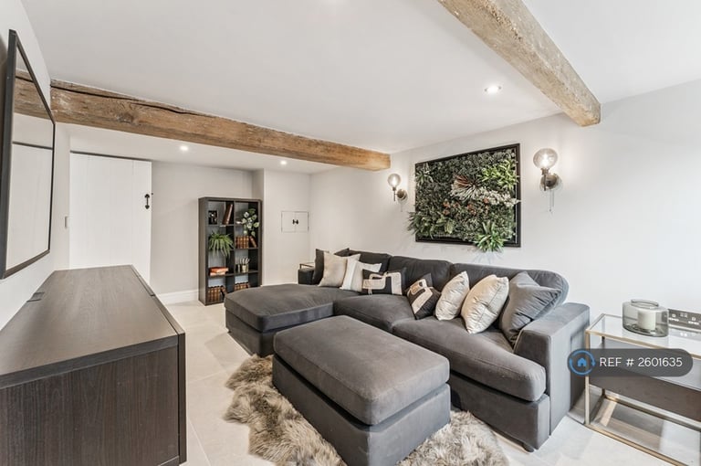 3 bedroom house in Thame Road, Warborough, Wallingford, OX10 (3 bed) (#2601635)