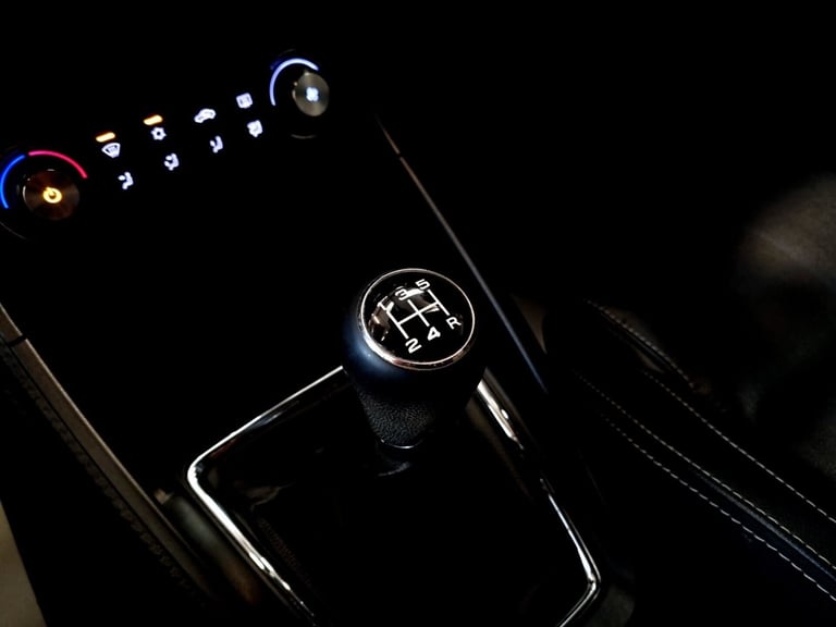 2018 MG MG ZS 1.5 EXCLUSIVE Hatchback Petrol Manual