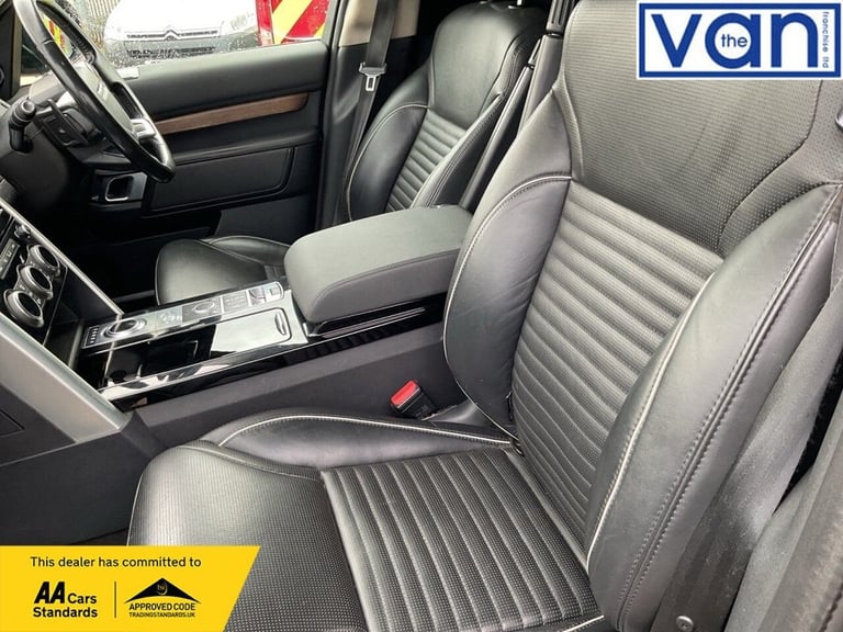 2020 Land Rover Discovery 3.0 SD V6 HSE SUV 5dr Diesel Auto 4WD Euro 6 (s/s) (306 ps) SUV Diesel ...