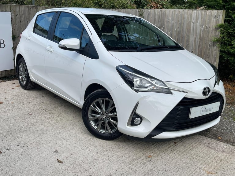 image for 2018 Toyota Yaris 1.0 VVT-i Icon Euro 6 5dr Hatchback Petrol Manual
