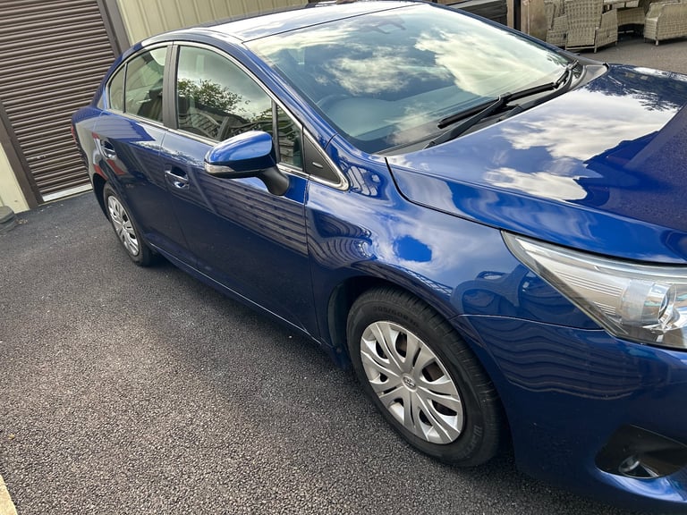 Toyota, AVENSIS, saloon2016, Manual, 1598 (cc), 5 doors
