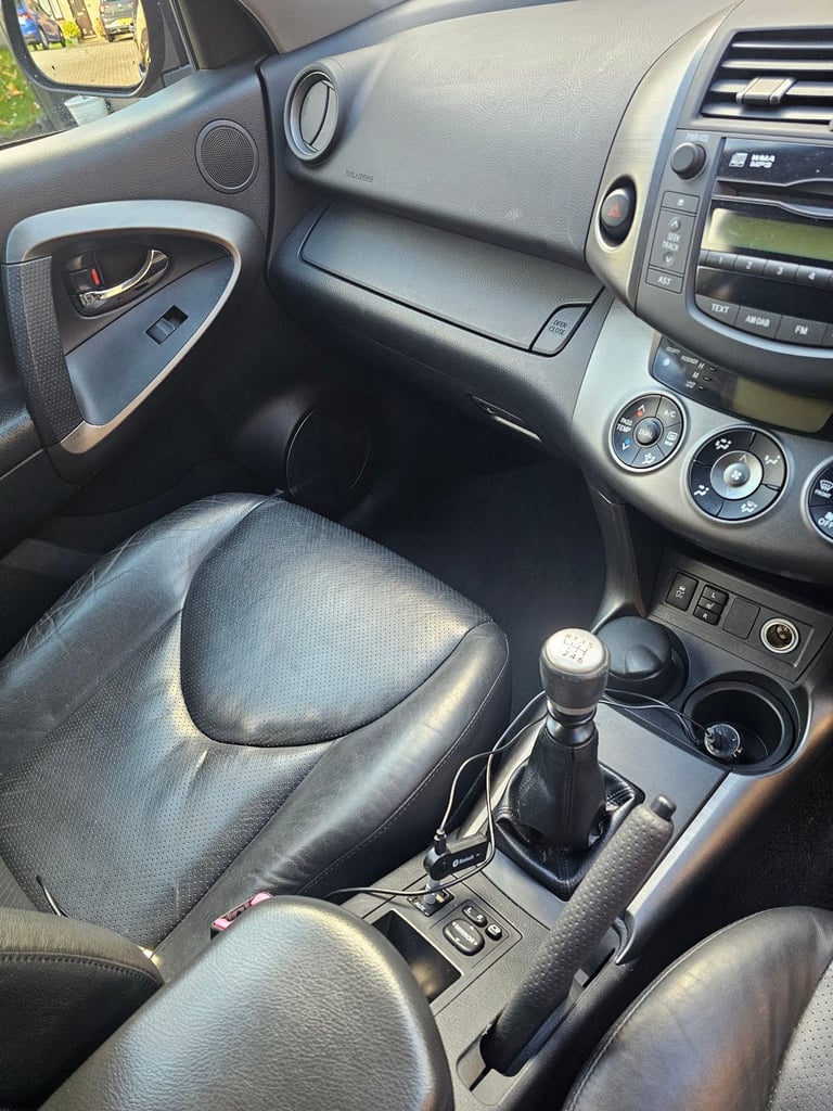 Toyota, RAV 4, Estate, 2010, Manual, 2231 (cc), 5 doors
