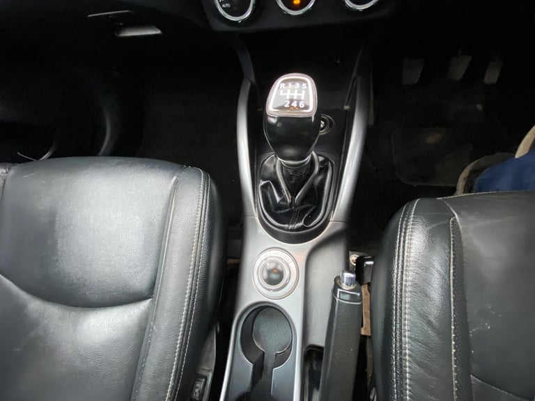 2012 Mitsubishi Outlander 2.2 DI-D GX4 4WD Euro 5 5dr ESTATE Diesel Manual