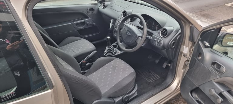 Ford, FIESTA, Hatchback, 2004, Manual, 1242 (cc),3 doors - Image 5