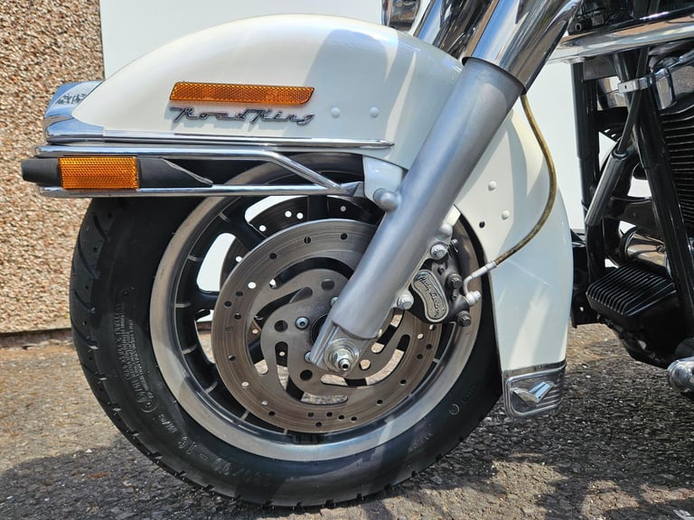 Harley-Davidson FLHR 1450 road king stunning looking 