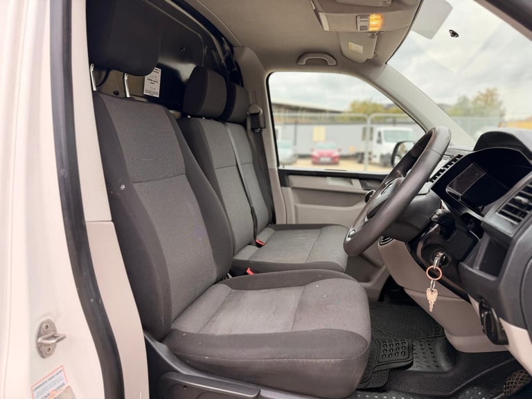 2017 Volkswagen Transporter 2.0 TDI BMT 102 Startline Van Euro 6 PANEL VAN Diesel Manual