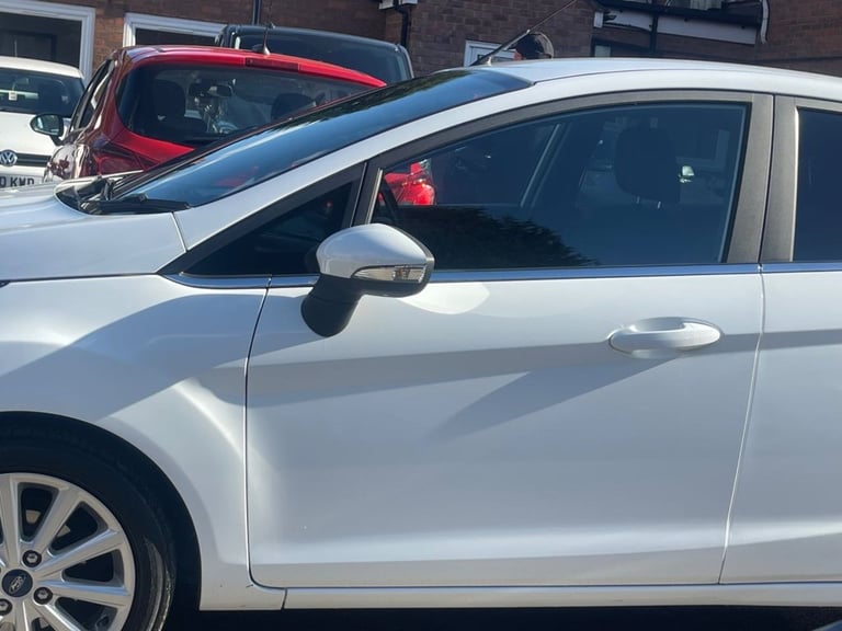 2016 Ford Fiesta 1.0T EcoBoost Titanium Hatchback 5dr Petrol Powershift Euro 6 (100 ps) Hatchback...