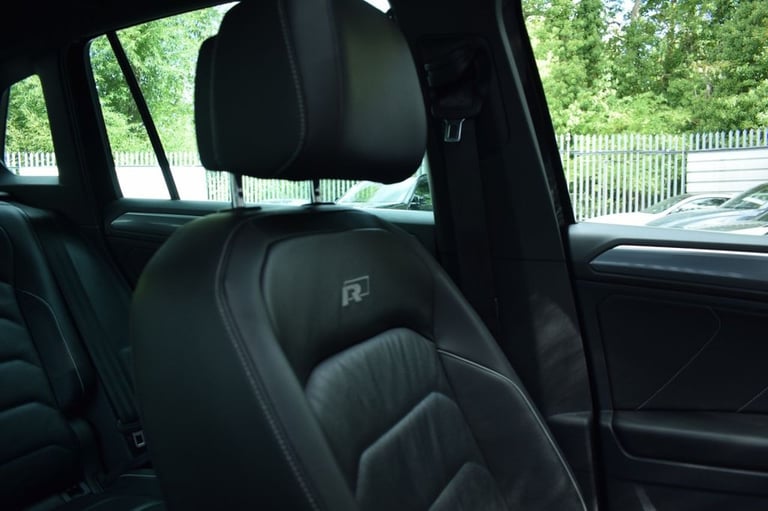 2019 Volkswagen Tiguan 2.0 TDI R-Line SUV 5dr Diesel DSG 4Motion Euro 6 (s/s) (190 ps) ESTATE Die...