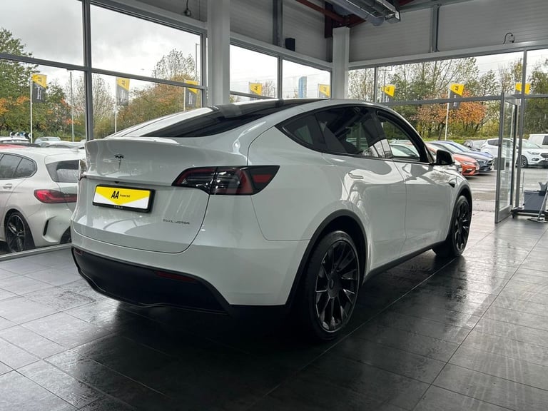 2022 Tesla Model Y (Dual Motor) Long Range SUV 5dr Electric Auto 4WDE (384 bhp) 1 OWNER MPV ELECT...