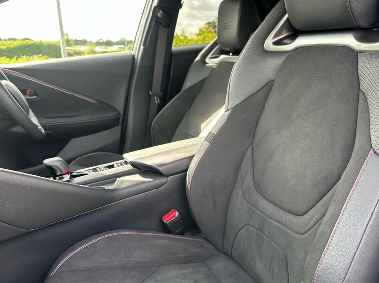 2024 Toyota C-HR 2.0 PHEV GR Sport 5dr CVT SUV Hybrid Automatic