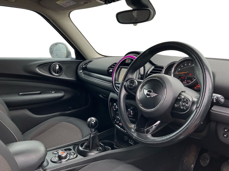 2016 MINI Clubman 2.0 Cooper D 6dr Estate DIESEL Manual