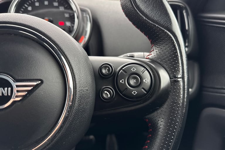 2019 MINI Countryman 1.5 7.6kWh Cooper SE Auto ALL4 Euro 6 (s/s) 5dr SUV PETROL/ELECTRIC Automatic