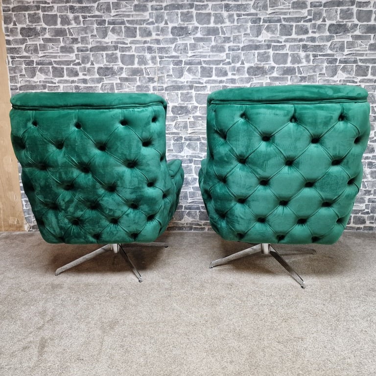 Pair of Green Velvet Swivel Armchairs with Buttoned Back