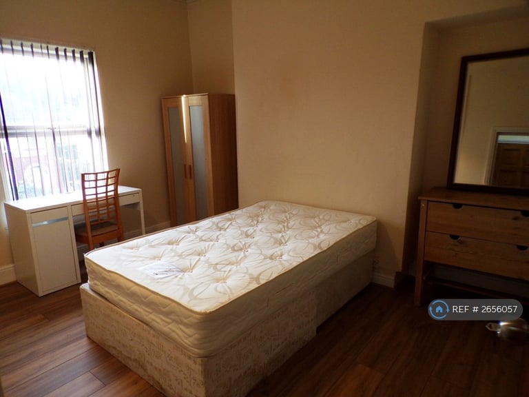 7 bedroom house in Talbot Road, Manchester, M14 (7 bed) (#2656057)