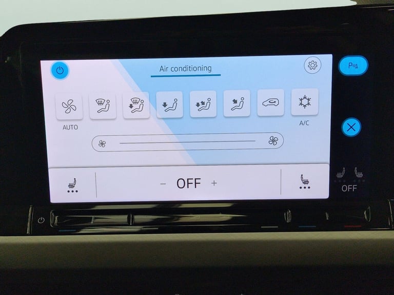 2022 Volkswagen Golf 1.5 TSI 150 Life 5dr HATCHBACK PETROL Manual