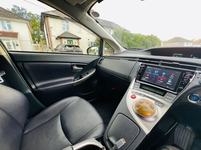 2013 Toyota Prius 1.8 Hybrid  Hybrid