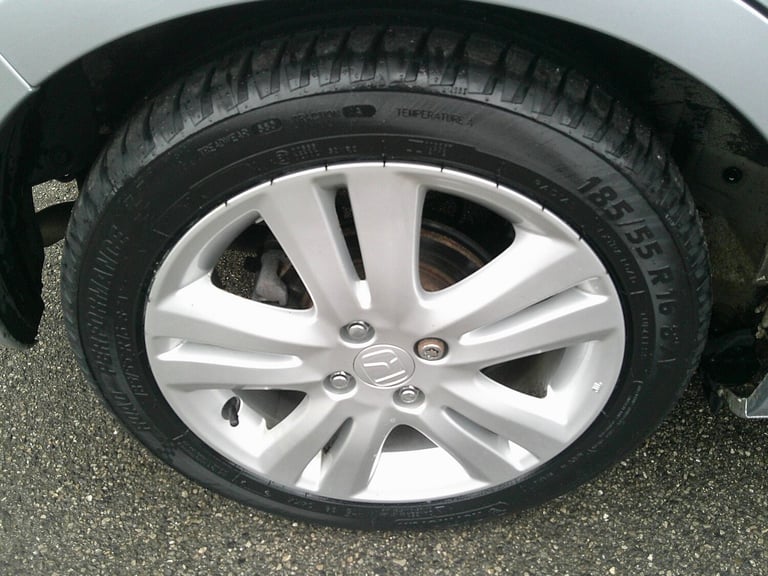 HONDA JAZZ 1.4 i-VTEC ES Plus 2014