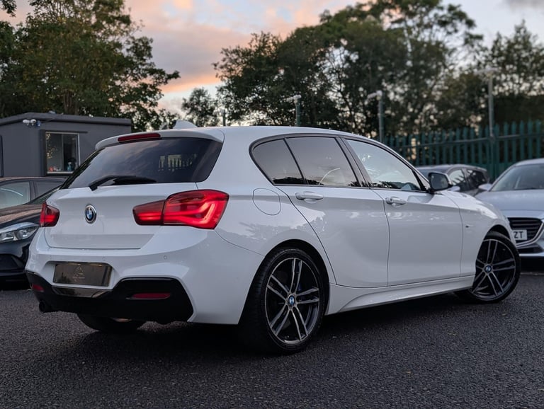 2017 BMW 1 Series 1.5 118i M Sport Shadow Edition Euro 6 (s/s) 5dr HATCHBACK Petrol Manual