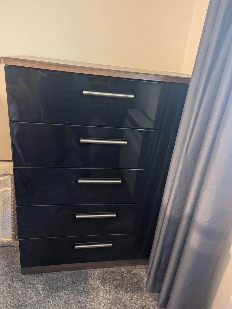 image for Bedroom Set Chest of Drawers and Bedside Table